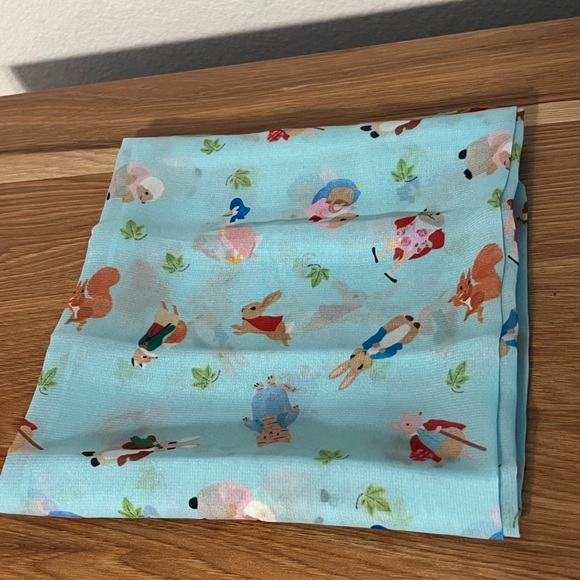 Erstwilder Peter Rabbit Scarf - Picture 2 of 2
